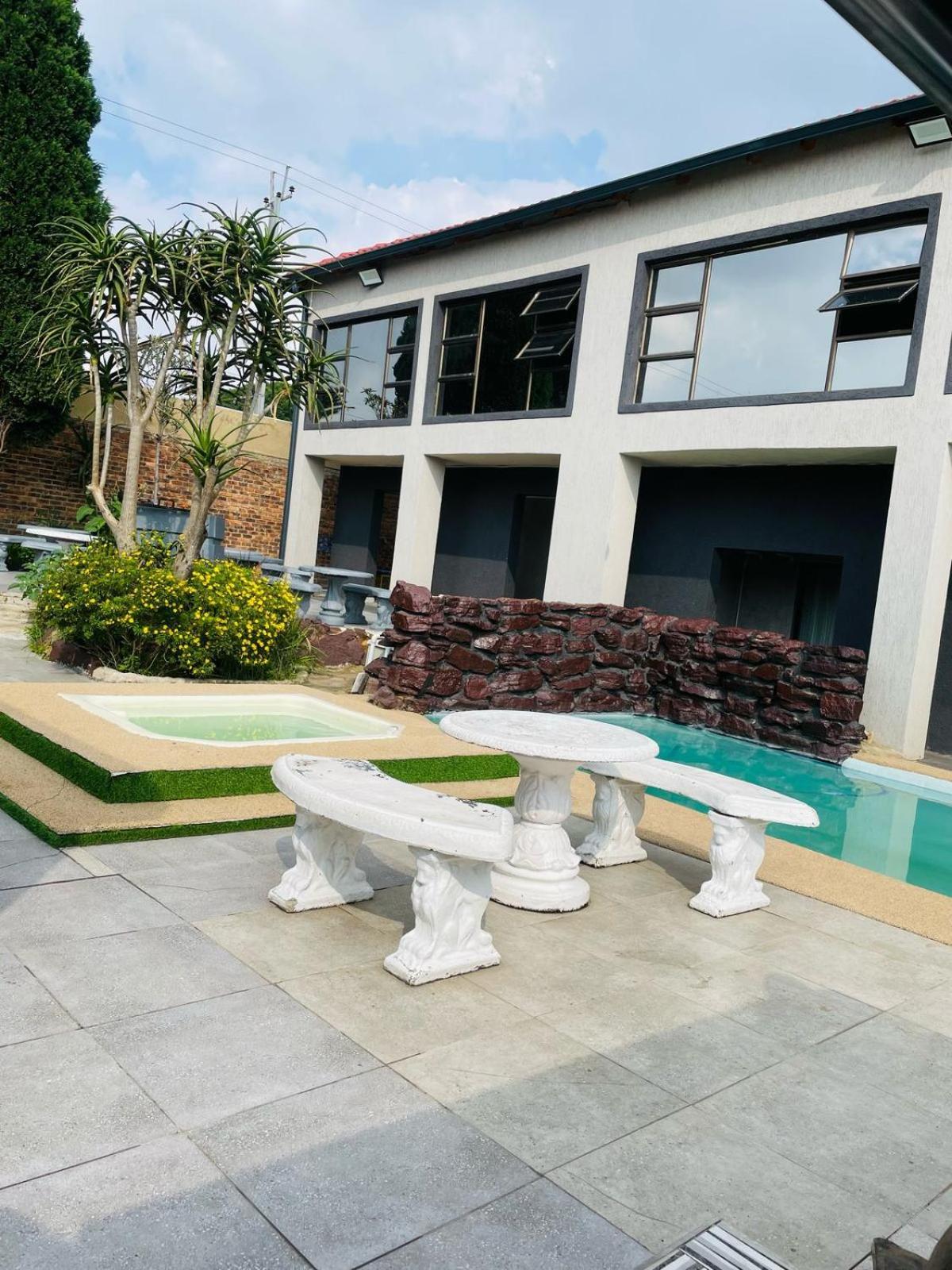 National Lodge Benoni Extérieur photo